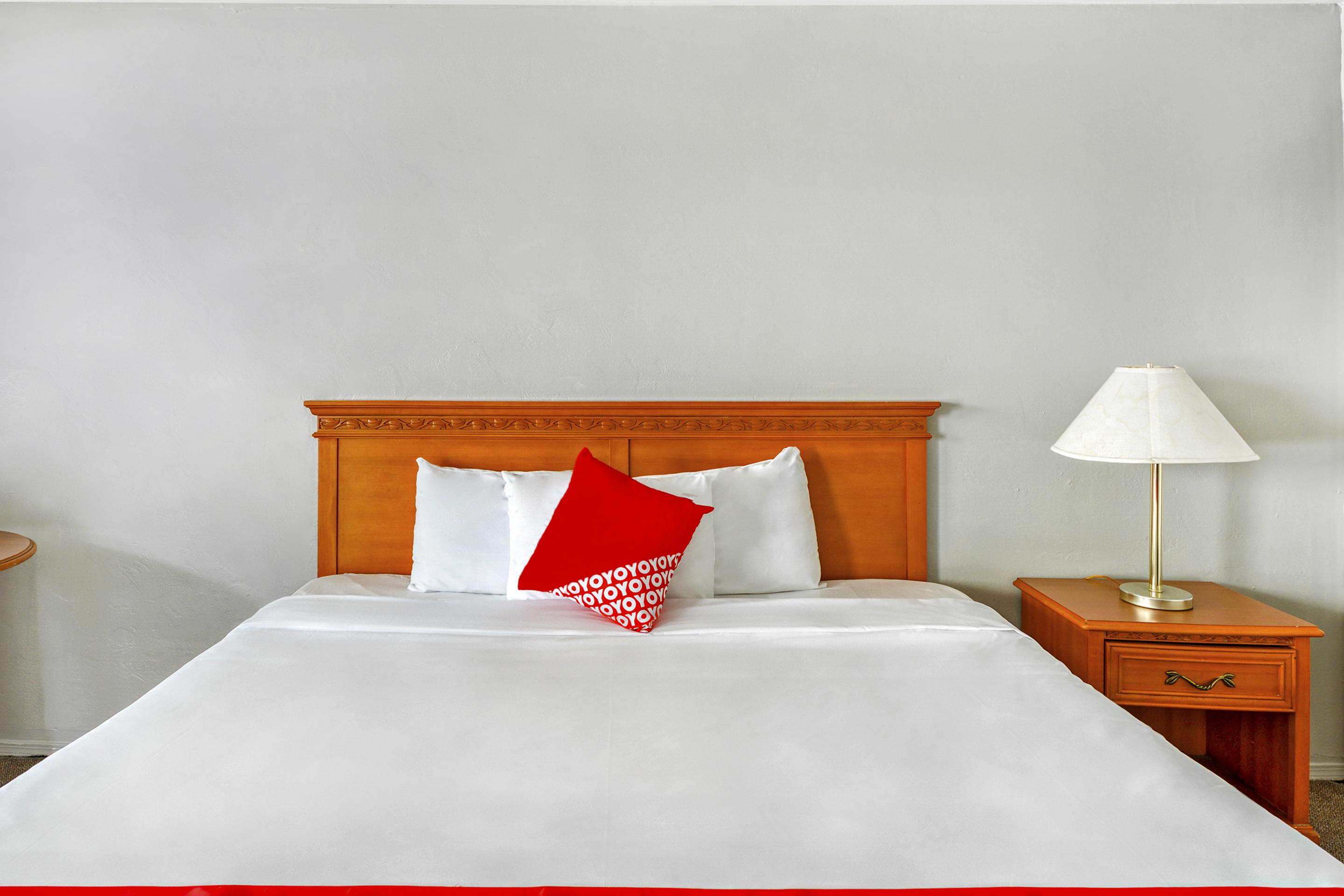 Oyo Gateway Motel Las Vegas North Strip/Fremont St. Area Экстерьер фото